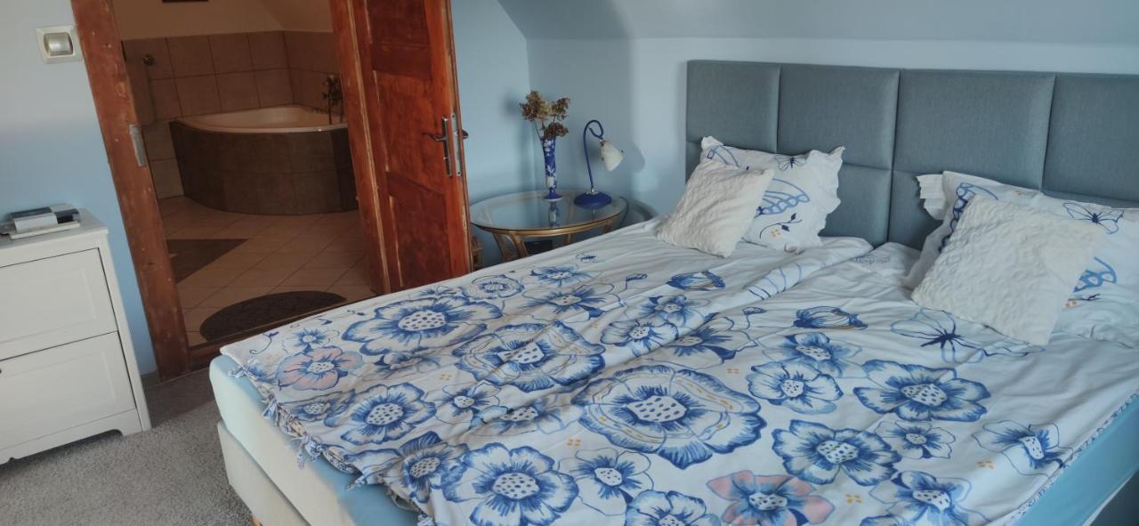Sloneczne Apartamenty Собутка Экстерьер фото